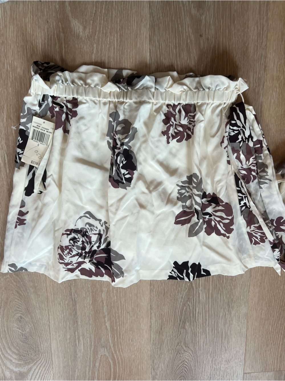 Birdies White Floral Crop Top with Mauve and Gray Blooms